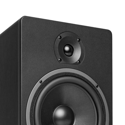 Black HiFi speaker