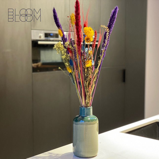 Vase Groen - 23 cm hoog x Ø 12 cm  - Present Time (PT)